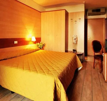 Hotel Centro Turistico Gardesano Bussolengo Zimmer foto